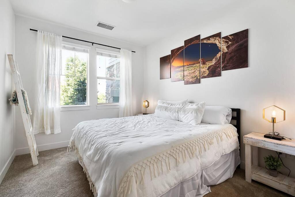 Bee Chic In Sojo W/Hot Tub+Gym+Local Ski Slopes South Jordan Exterior photo